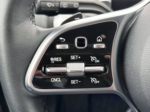 Used 2023 Mercedes-Benz GLB 250 4MATIC image 20