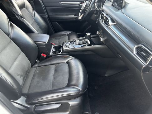 Used 2019 MAZDA CX-5 Touring image 9