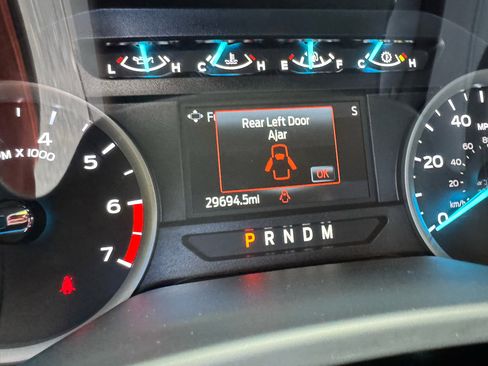 Used 2022 Ford F350 XLT w/ XLT Premium Package image 10