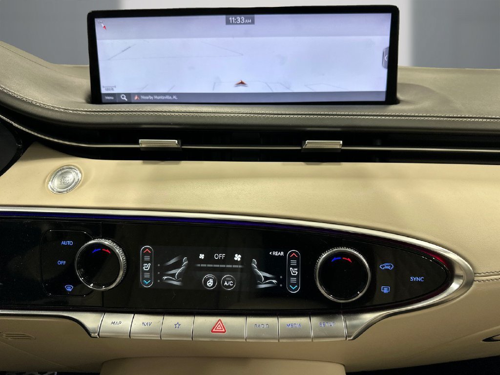 Used 2025 Genesis GV70 3.5T Sport w/ Sport Advanced Package AWD/4WD image 19