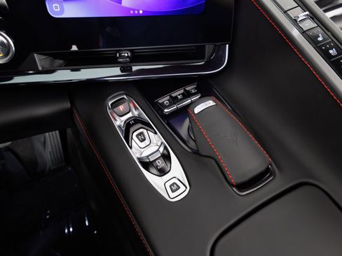 Used 2023 Chevrolet Corvette Z06 w/ Stealth Interior Trim Package RWD image 29