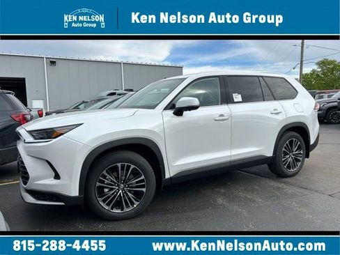New 2026 Toyota Grand Highlander AWD Hybrid image 1