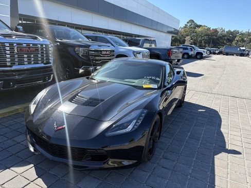 Used 2016 Chevrolet Corvette Stingray Coupe w/ Battery Protection Package image 2