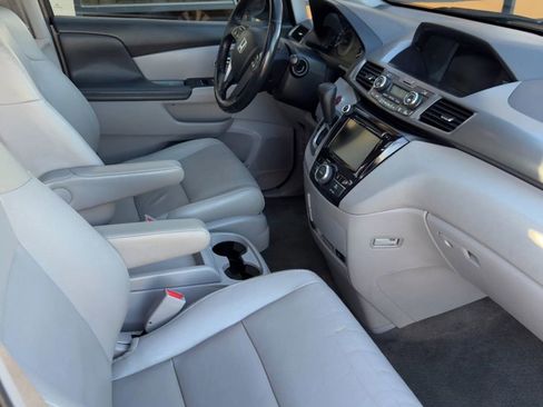 Used 2014 Honda Odyssey EX-L image 19