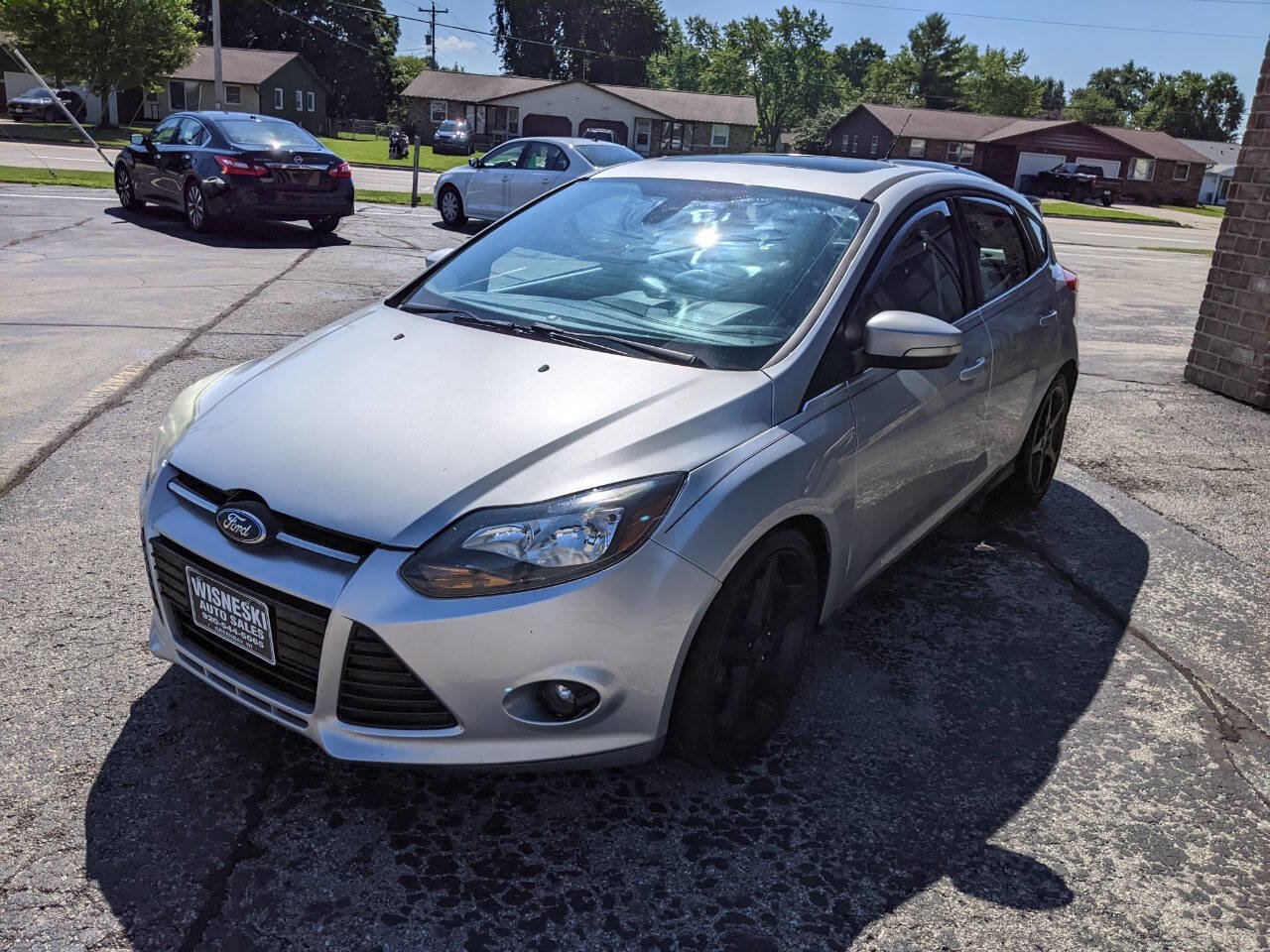 Used 2012 Ford Focus Titanium FWD image 7
