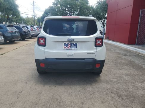Used 2018 Jeep Renegade Sport w/ Power & Air Group FWD image 5