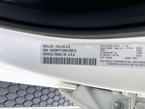 Used 2024 RAM 1500 Big Horn AWD/4WD image 32