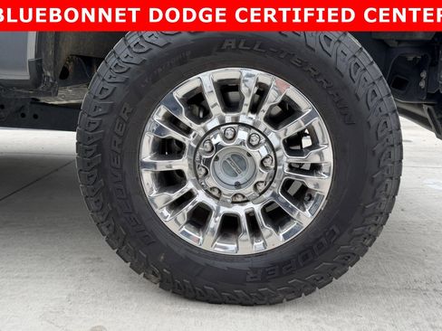 Used 2022 Ford F250 XLT w/ XLT Premium Package AWD/4WD image 11