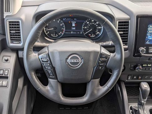 Used 2024 Nissan Frontier SV w/ SV Convenience Package AWD/4WD image 21