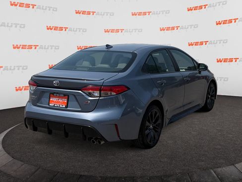 Used 2023 Toyota Corolla SE FWD image 5