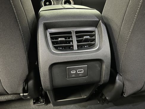 Used 2022 Chevrolet Blazer LT image 13