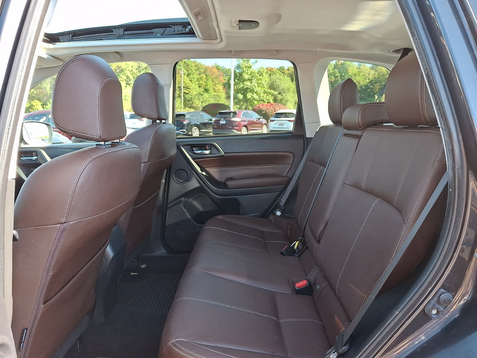 Used 2017 Subaru Forester 2.5i Touring AWD/4WD image 11