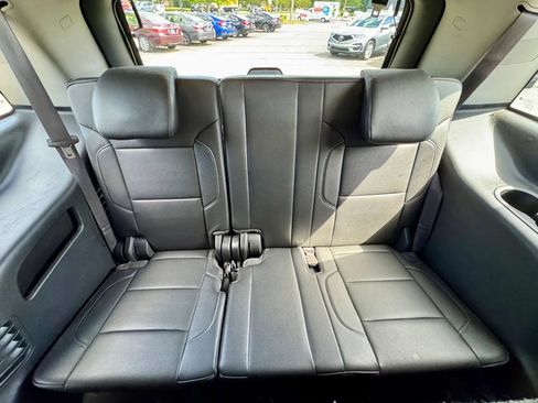 Used 2016 Chevrolet Tahoe LTZ AWD/4WD image 10