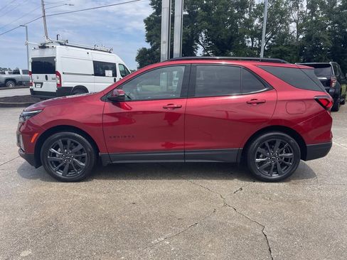 Used 2024 Chevrolet Equinox RS w/ RS Leather Package FWD image 2