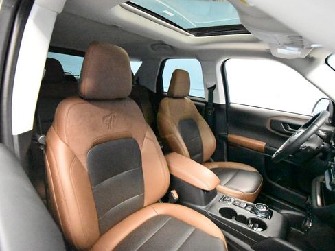 Used 2024 Ford Bronco Sport Badlands w/ Premium Package image 26