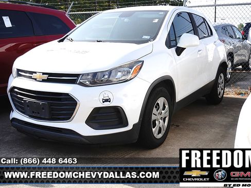 Certified 2019 Chevrolet Trax LS FWD image 4