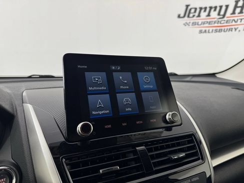 Used 2025 Mitsubishi Eclipse Cross SE AWD/4WD image 15