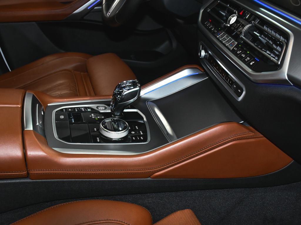 Used 2022 BMW X6 M50i w/ Executive Package AWD/4WD image 72