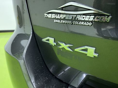 Used 2017 Jeep Grand Cherokee Overland image 14