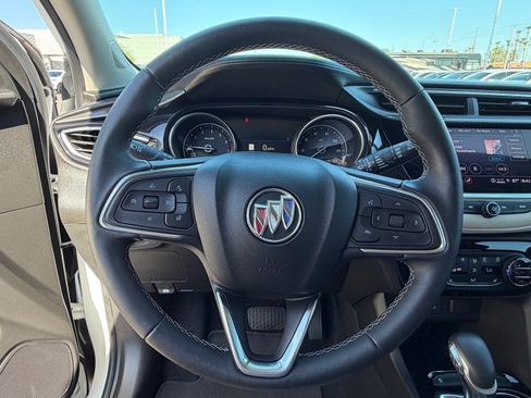 Used 2021 Buick Encore GX Essence w/ Advanced Technology Package FWD image 21