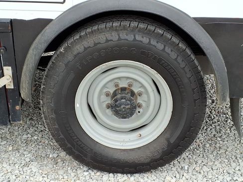 Used 2023 Ford E-350 and Econoline 350 Super Duty w/ Power Windows & Locks Group RWD image 15