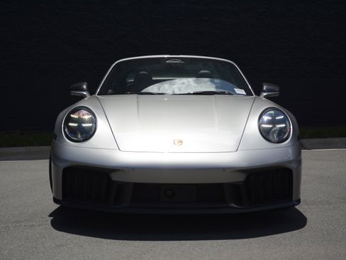 Used 2026 Porsche 911 Targa 4 GTS AWD/4WD image 10