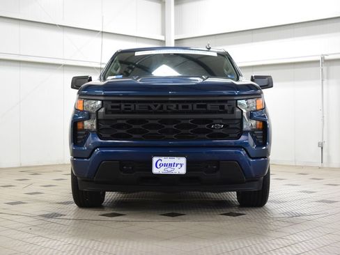 Used 2023 Chevrolet Silverado 1500 Custom AWD/4WD image 2