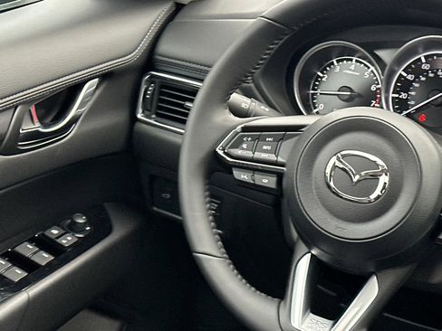 New 2025 MAZDA CX-5 AWD 2.5 S w/ Preferred Package image 19