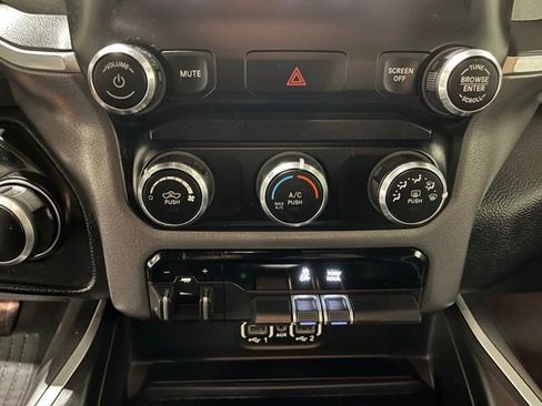 Used 2020 RAM 1500 Big Horn image 27