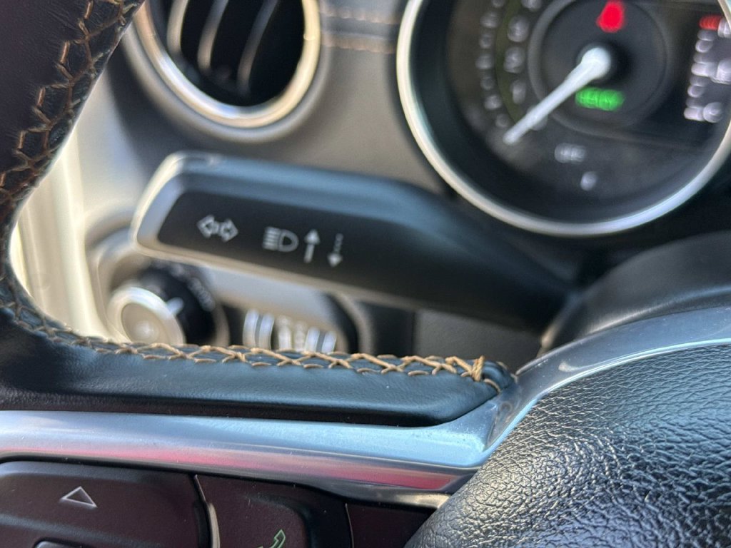 Used 2021 Jeep Wrangler Unlimited Sahara AWD/4WD image 39