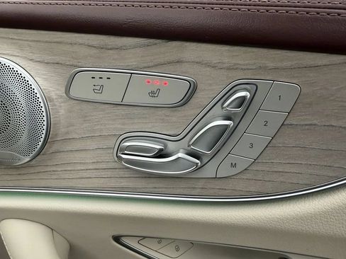 Used 2018 Mercedes-Benz E 400 4MATIC Cabriolet image 43