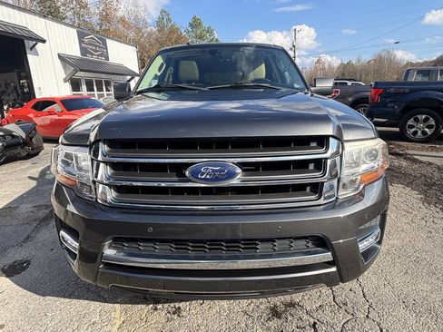 Used 2017 Ford Expedition EL Limited w/ Equipment Group 301A image 4