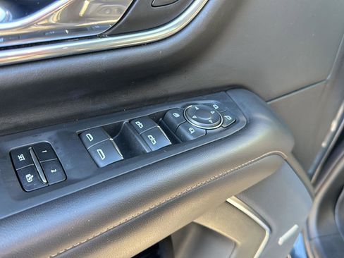 Used 2021 Chevrolet Tahoe High Country image 29