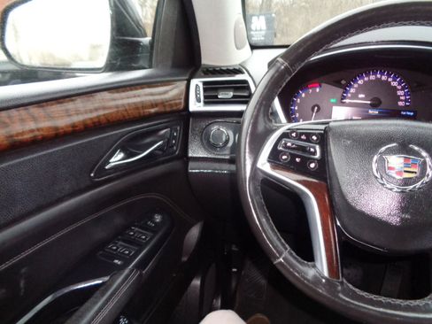 Used 2014 Cadillac SRX Luxury w/ Driver Awareness Package image 22