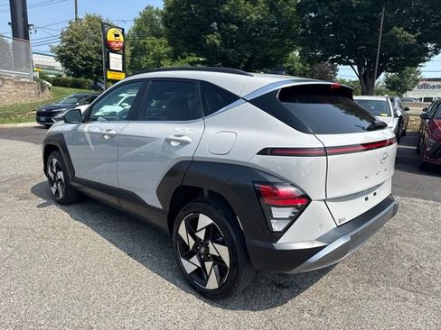 Used 2024 Hyundai Kona Limited AWD/4WD image 17