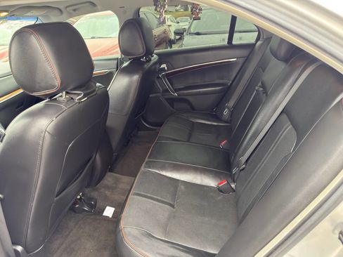 Used 2012 Lincoln MKZ FWD image 9