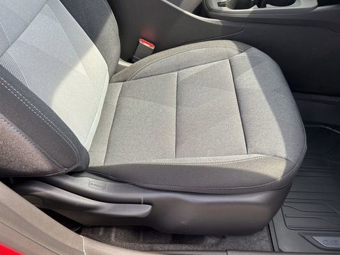 New 2026 Chevrolet Trax LS w/ LS Convenience Package FWD image 39