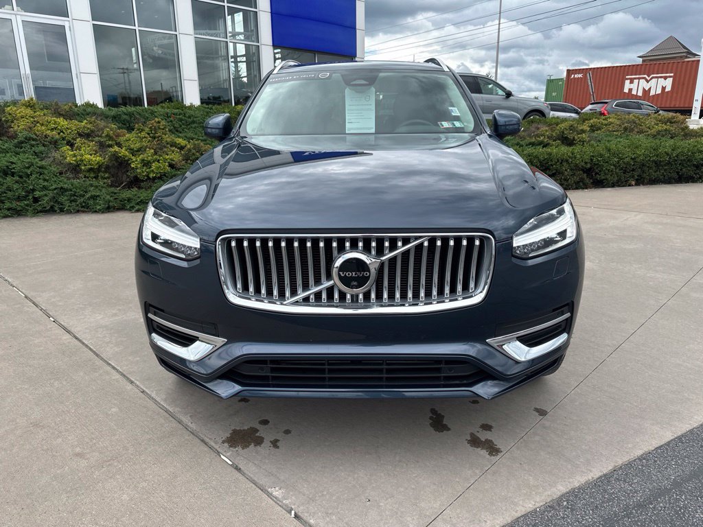 Used 2023 Volvo XC90 T8 Plus w/ Protection Package Premier AWD/4WD image 2