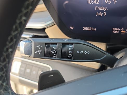 Certified 2026 Buick Enclave Preferred FWD image 24