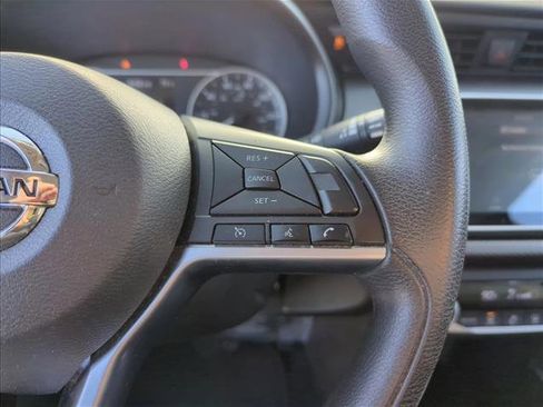 Used 2020 Nissan Kicks SV image 13