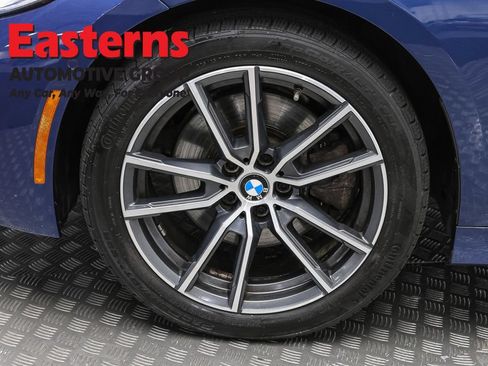 Used 2021 BMW 330i xDrive Sedan w/ Convenience Package AWD/4WD image 34
