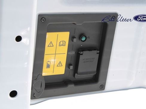 New 2025 Ford F150 Lightning Flash image 7