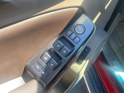 Used 2015 Chevrolet Tahoe LTZ image 12