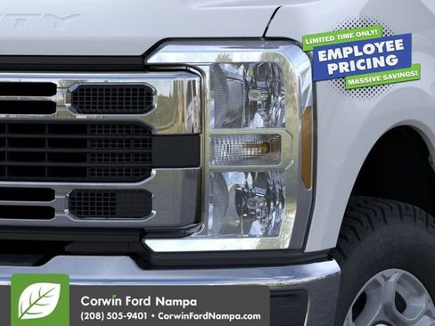 New 2026 Ford F350 XLT AWD/4WD image 18