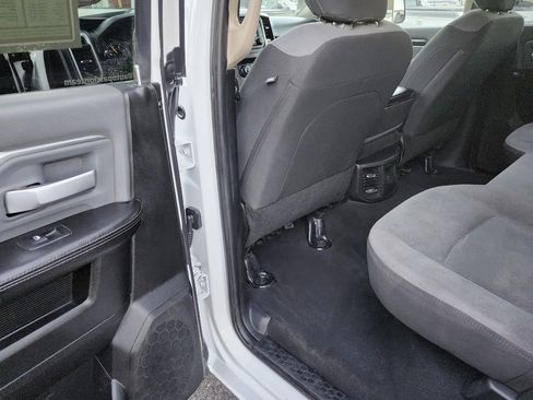 Used 2019 RAM 2500 Big Horn image 23