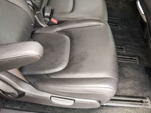 Used 2023 Kia Carnival SX image 38