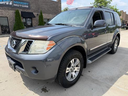 Used 2012 Nissan Pathfinder Silver AWD/4WD image 1
