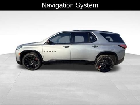 Certified 2023 Chevrolet Traverse Premier w/ Redline Edition AWD/4WD image 4