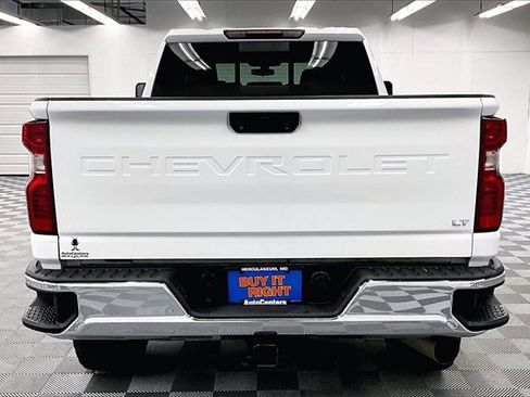 Used 2020 Chevrolet Silverado 2500 LT w/ Convenience Package image 4