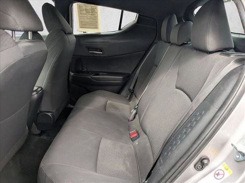 Used 2018 Toyota C-HR XLE image 18